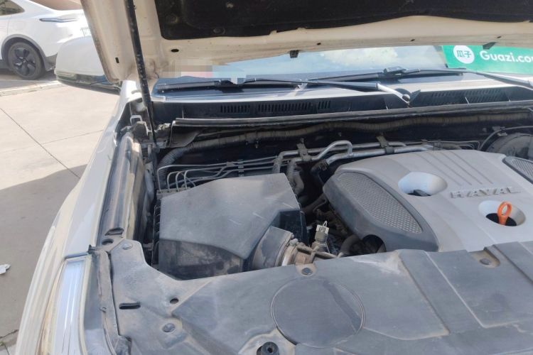 Used Haval H9 2016 2.0T Four-Wheel Drive Elite Version 7 Seats Engine Bay Right