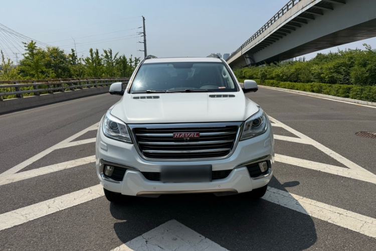 Used Haval H9 2016 2.0T Four-Wheel Drive Luxury Version 5 Seats Exterior 1