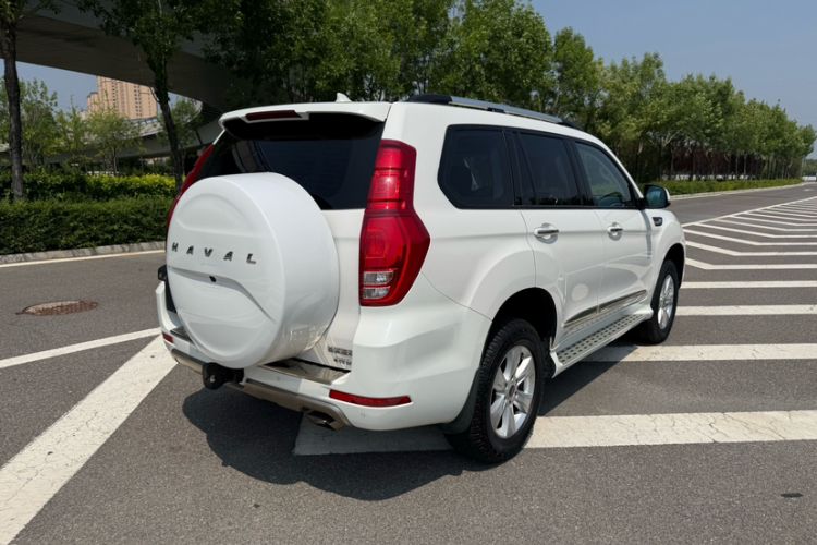 Used Haval H9 2016 2.0T Four-Wheel Drive Luxury Version 5 Seats Exterior 5