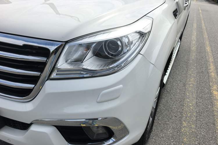 Used Haval H9 2016 2.0T Four-Wheel Drive Luxury 7-Seater Exterior 5