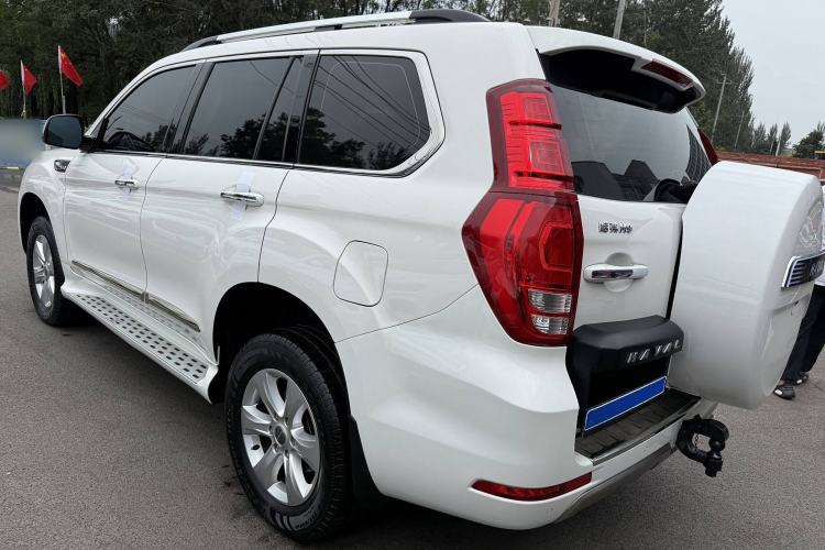Used Haval H9 2016 2.0T Four-Wheel Drive Luxury Version 5 Seats Exterior 5