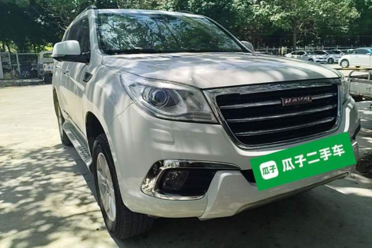 Used Haval H9 2016 2.0T Four-Wheel Drive Luxury Version 5 Seats Front Right 45 Deg
