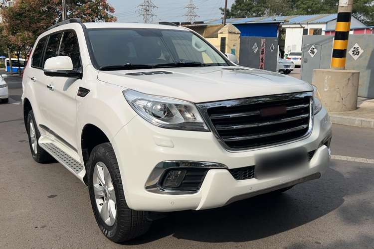 Used Haval H9 2016 2.0T Four-Wheel Drive Luxury 7-Seater Front Right 45 Deg
