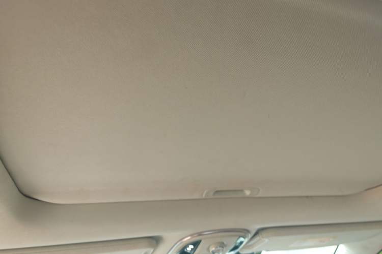 Used Haval H9 2016 2.0T Four-Wheel Drive Luxury 7-Seater Headliner