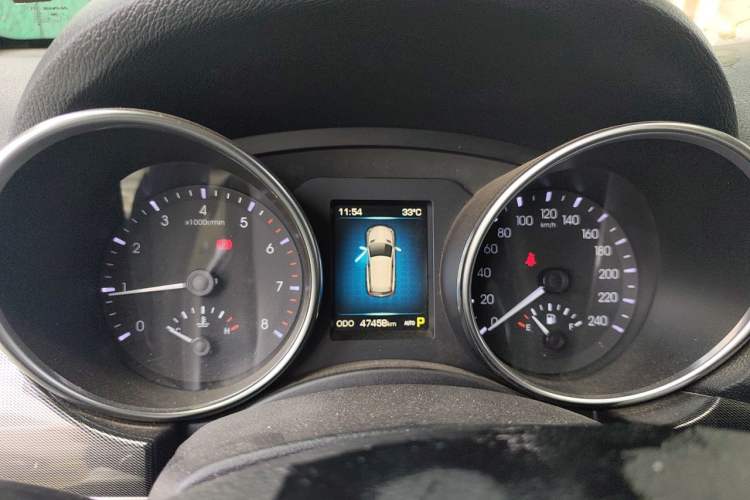 Used Haval H9 2016 2.0T Four-Wheel Drive Elite Version 7 Seats Instrument Cluster