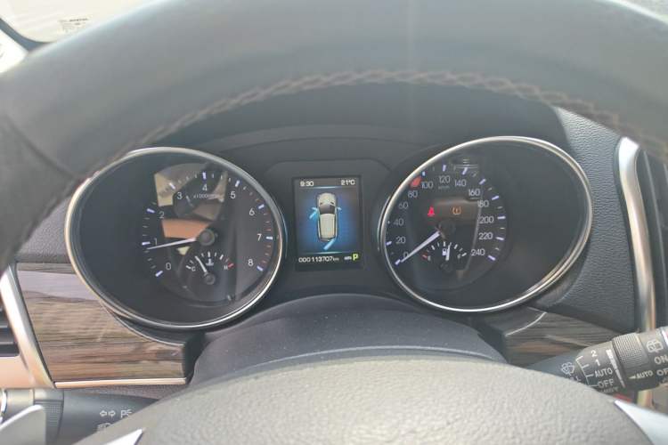 Used Haval H9 2016 2.0T Four-Wheel Drive Luxury 7-Seater Instrument Cluster