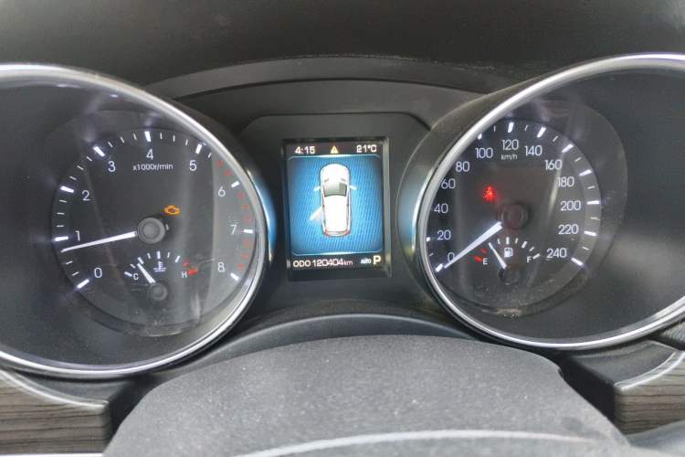 Used Haval H9 2016 2.0T Four-Wheel Drive Luxury 7-Seater Instrument Cluster