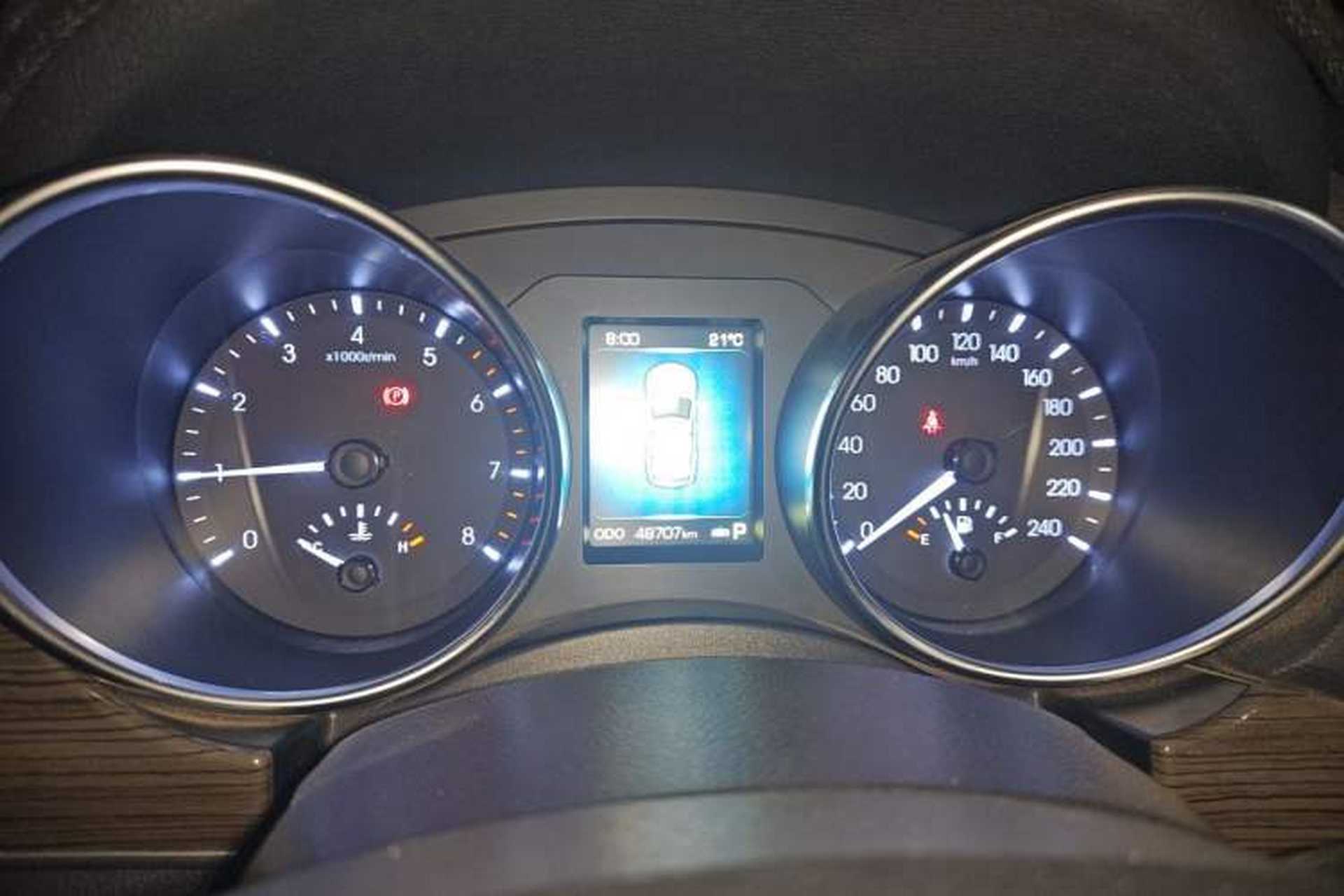 Used Haval H9 2016 2.0T Four-Wheel Drive Luxury 7-Seater Instrument Cluster