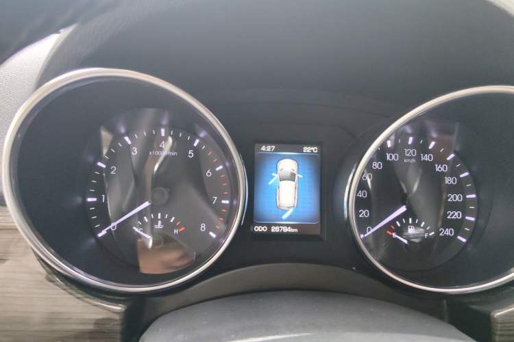 Used Haval H9 2016 2.0T Four-Wheel Drive Luxury Version 5 Seats Instrument Cluster