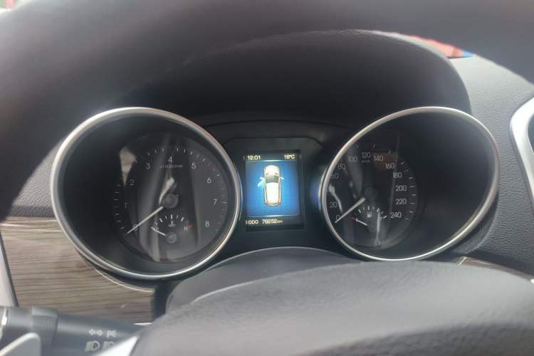 Used Haval H9 2016 2.0T Four-Wheel Drive Luxury Version 5 Seats Instrument Cluster