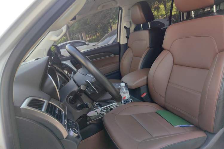Used Haval H9 2016 2.0T Four-Wheel Drive Luxury 7-Seater Left Front Seat