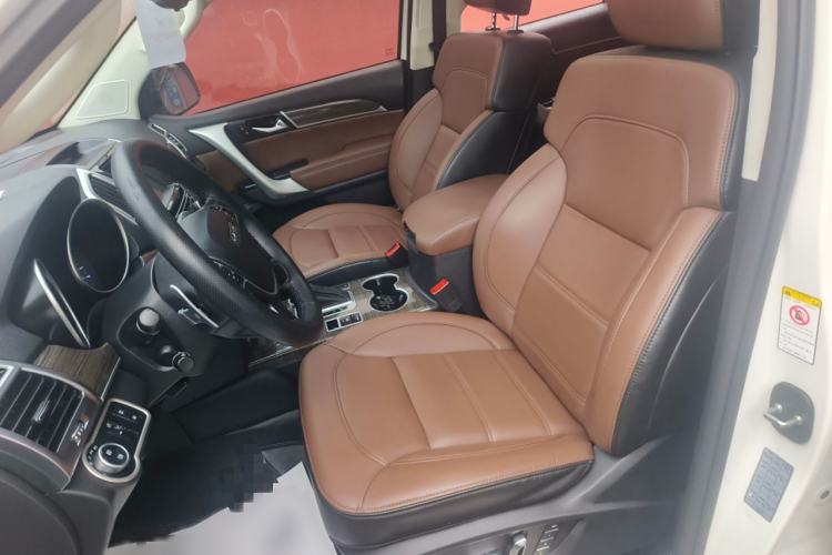 Used Haval H9 2016 2.0T Four-Wheel Drive Luxury Version 5 Seats Left Front Seat