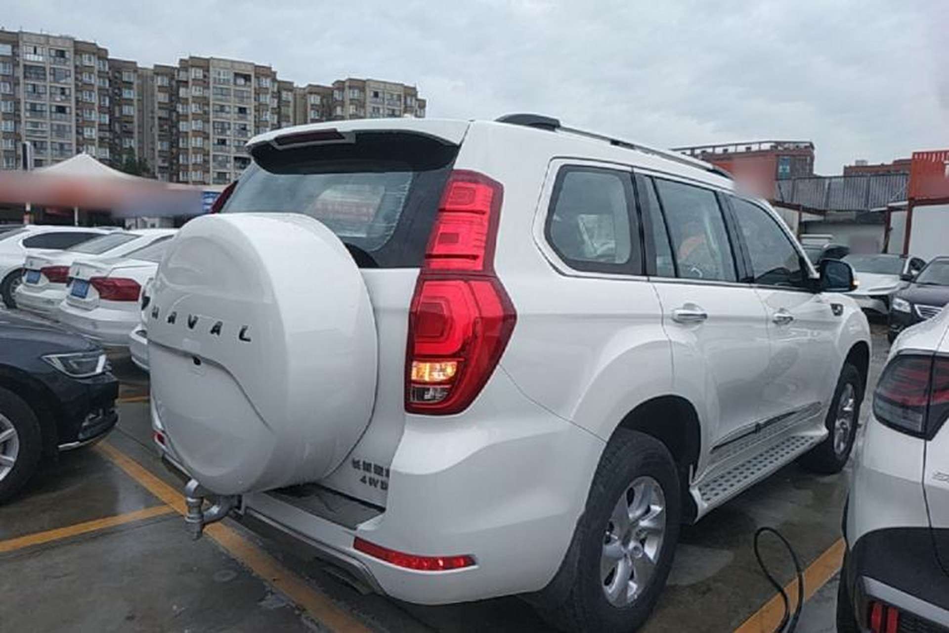 Used Haval H9 2016 2.0T Four-Wheel Drive Elite Version 7 Seats Rear Right 45 Deg