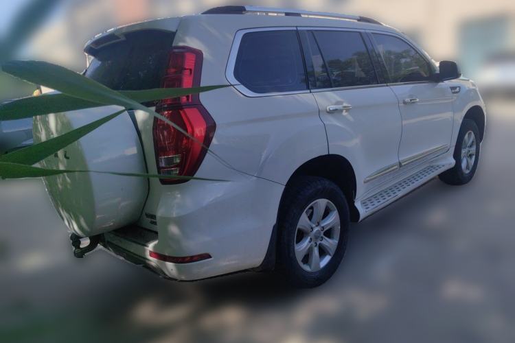 Used Haval H9 2016 2.0T Four-Wheel Drive Luxury 7-Seater Rear Right 45 Deg