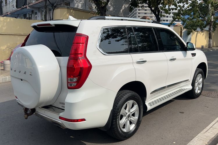 Used Haval H9 2016 2.0T Four-Wheel Drive Luxury 7-Seater Rear Right 45 Deg