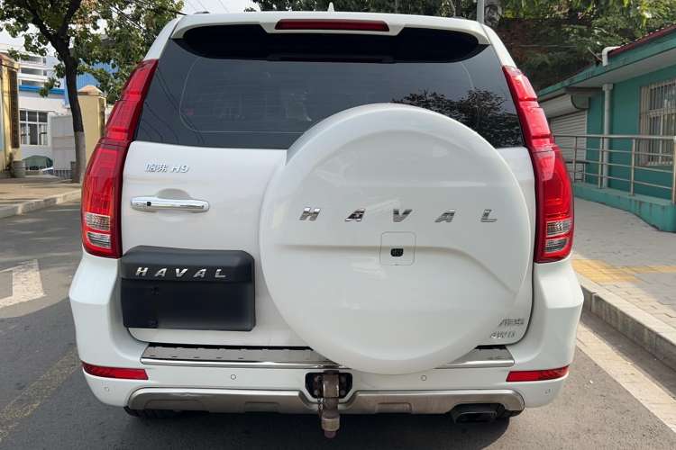Used Haval H9 2016 2.0T Four-Wheel Drive Luxury 7-Seater Rear