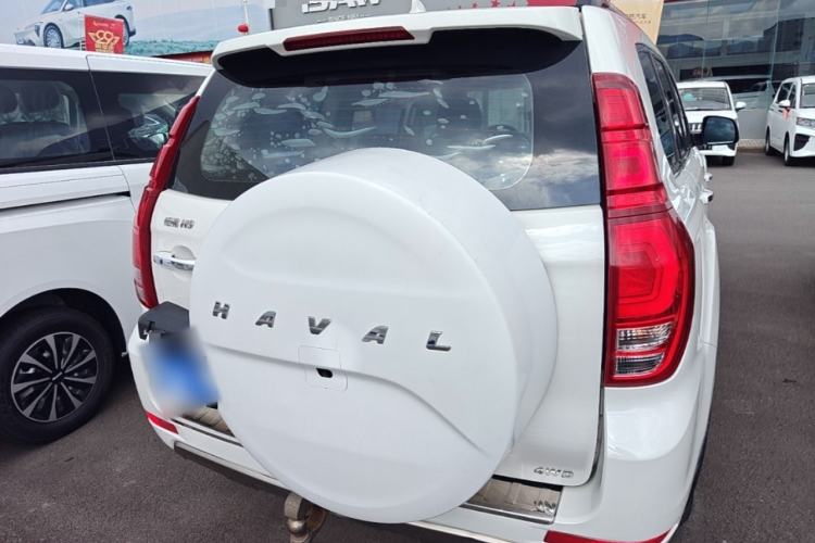 Used Haval H9 2016 2.0T Four-Wheel Drive Luxury 7-Seater Rear