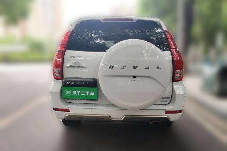 Used Haval H9 2016 2.0T Four-Wheel Drive Luxury Version 5 Seats Rear