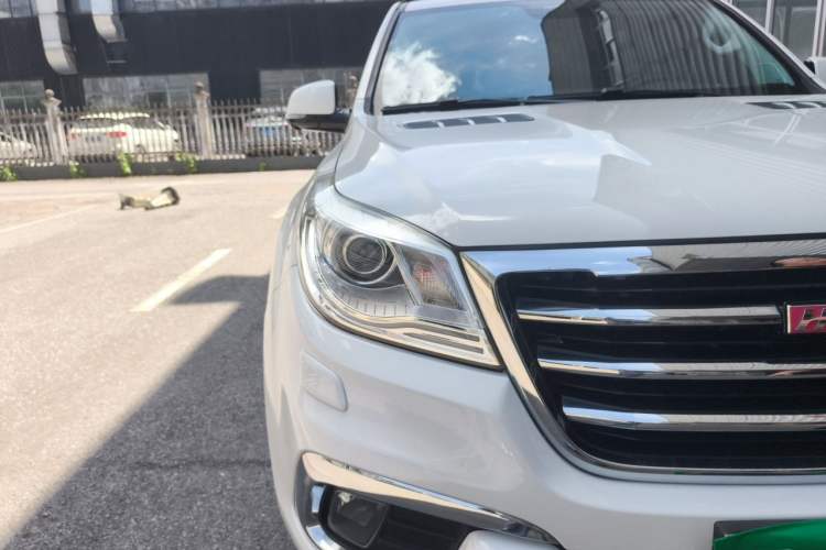 Used Haval H9 2016 2.0T Four-Wheel Drive Luxury Version 5 Seats Right Front Headlight