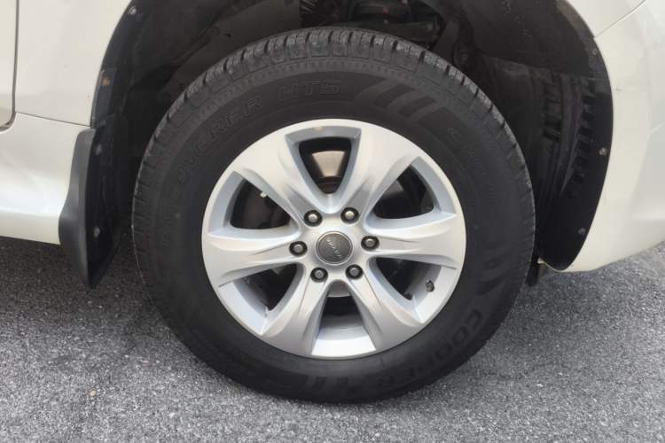 Used Haval H9 2016 2.0T Four-Wheel Drive Luxury Version 5 Seats Right Front Wheel Hub