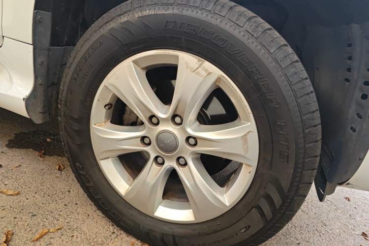 Used Haval H9 2016 2.0T Four-Wheel Drive Luxury 7-Seater Right Front Wheel Hub