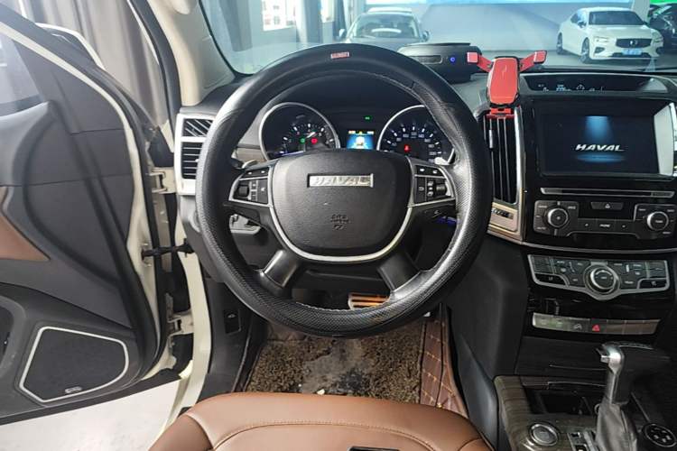 Used Haval H9 2016 2.0T Four-Wheel Drive Luxury 7-Seater Steering Wheel