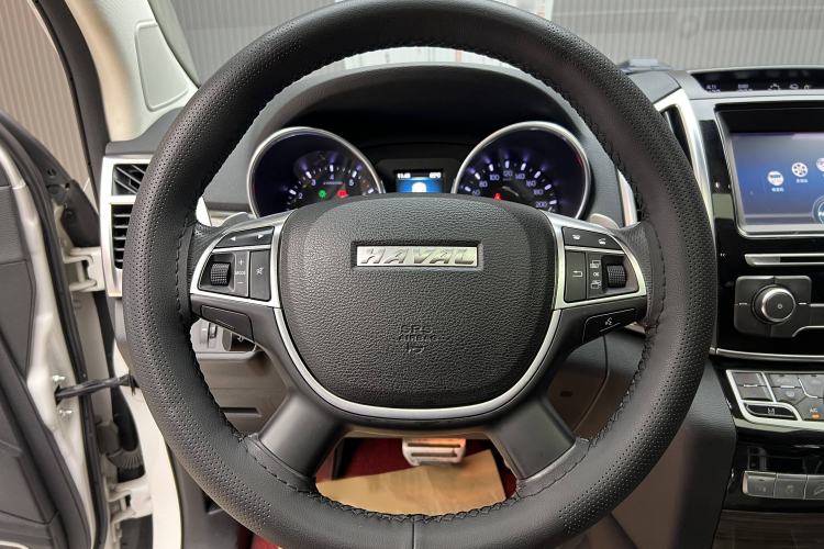 Used Haval H9 2016 2.0T Four-Wheel Drive Luxury 7-Seater Steering Wheel