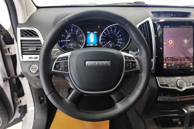 Used Haval H9 2016 2.0T Four-Wheel Drive Luxury 7-Seater Steering Wheel