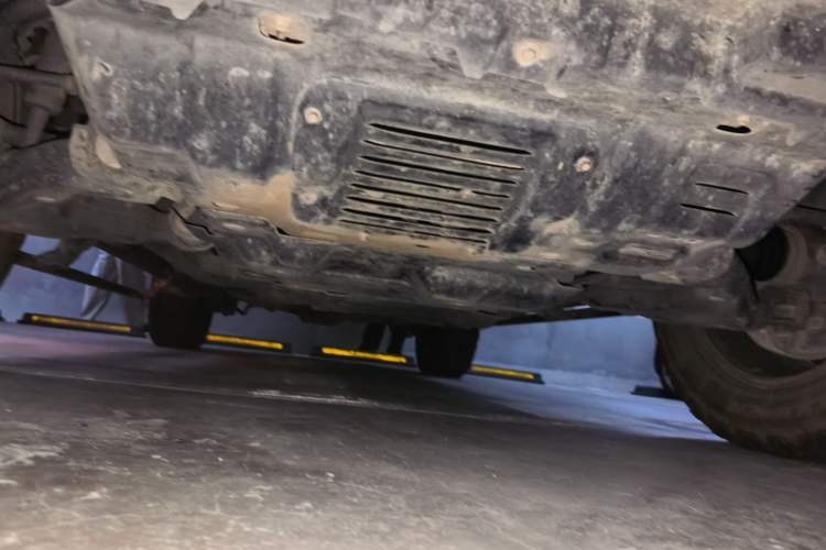Used Haval H9 2017 2.0T Diesel 4x4 Premium 5-Seater Chassis Front