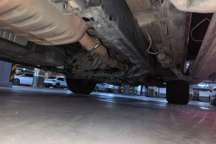 Used Haval H9 2017 2.0T Diesel 4x4 Premium 5-Seater Chassis Rear Right