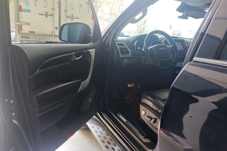 Used Haval H9 2017 2.0T Gasoline 4x4 Luxury 7-Seater Driver Seat