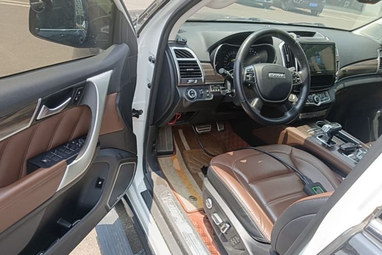 Used Haval H9 2017 2.0T Diesel 4x4 Luxury 7-Seater Driver Seat