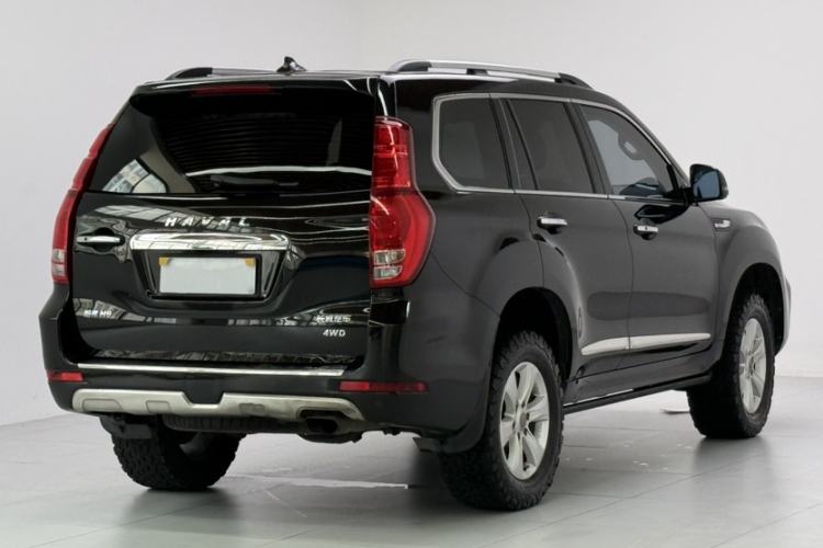 Used Haval H9 2017 2.0T Gasoline 4x4 Luxury 7-Seater Exterior 4