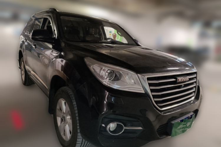 Used Haval H9 2017 2.0T Gasoline 4x4 Premium 5-Seater Front Right 45 Deg