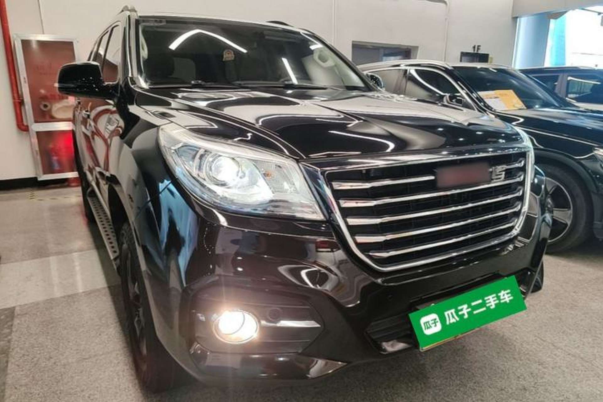 Used Haval H9 2017 2.0T Gasoline 4x4 Comfort Edition 7-Seater Front Right 45 Deg