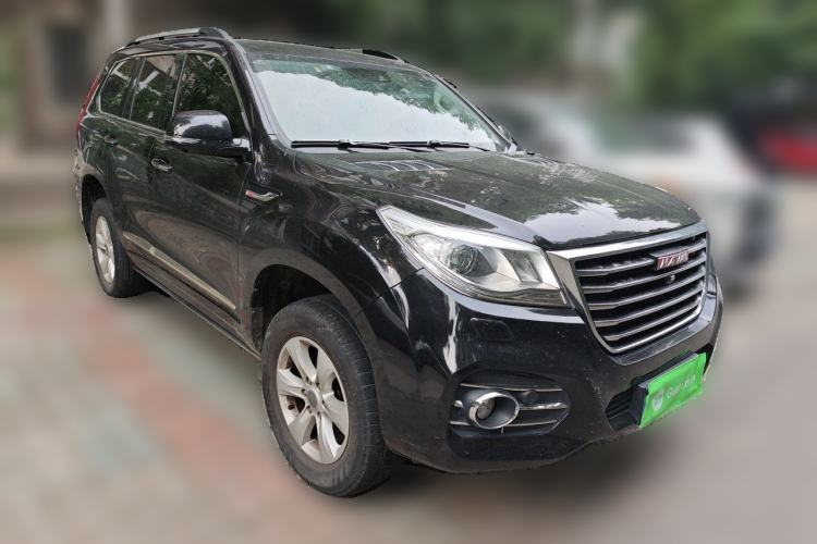 Used Haval H9 2017 2.0T Gasoline 4x4 Prestige Model 7 Seats Front Right 45 Deg