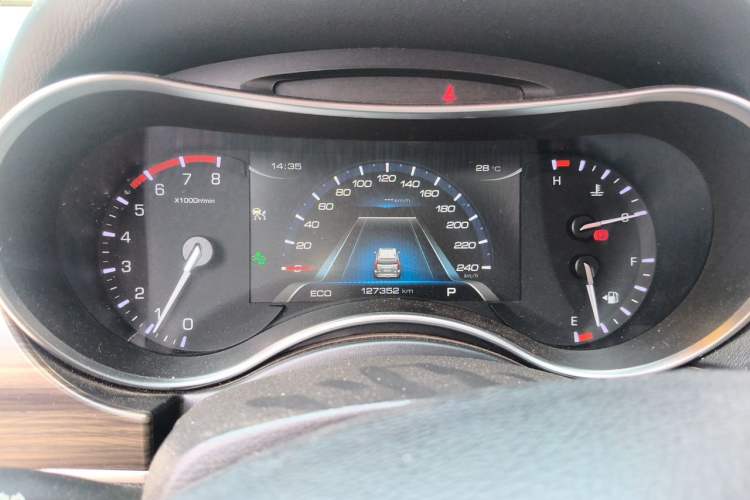 Used Haval H9 2017 2.0T Gasoline 4x4 Luxury 7-Seater Instrument Cluster