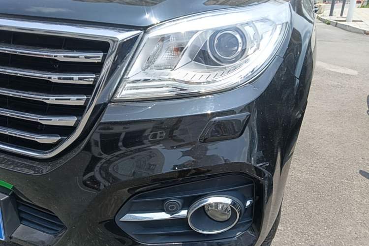 Used Haval H9 2017 2.0T Diesel 4x4 Luxury 7-Seater Left Front Headlight