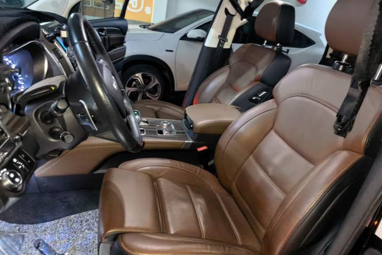 Used Haval H9 2017 2.0T Diesel 4x4 Premium 5-Seater Left Front Seat