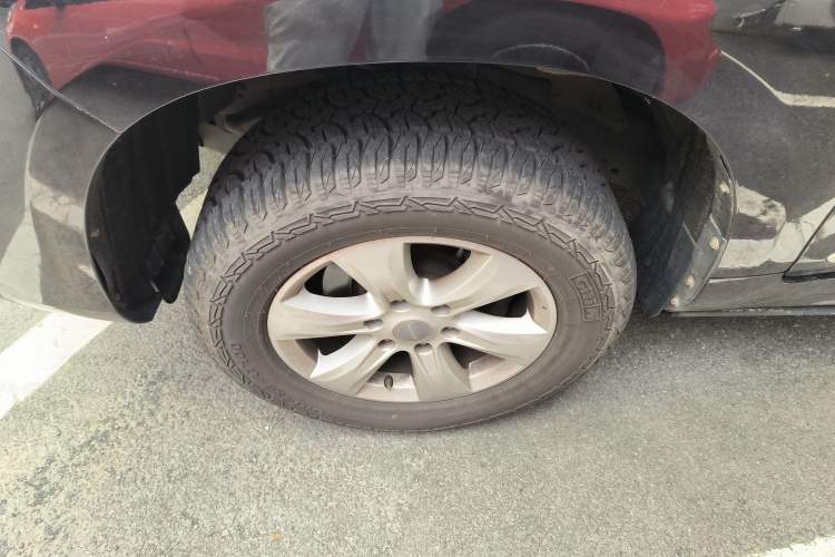 Used Haval H9 2017 2.0T Gasoline 4x4 Luxury 7-Seater Left Front Wheel Hub