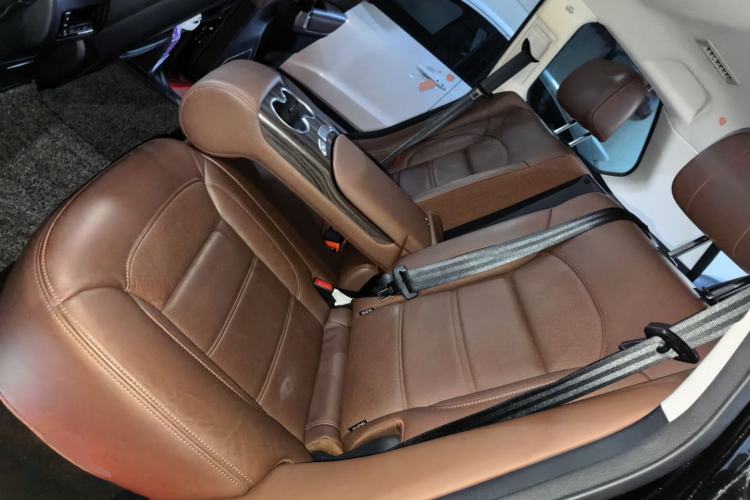 Used Haval H9 2017 2.0T Diesel 4x4 Premium 5-Seater Left Rear Seat