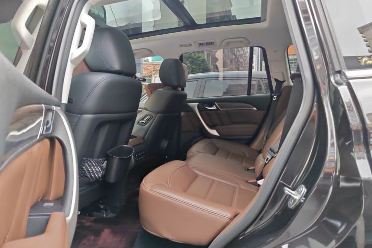 Used Haval H9 2017 2.0T Gasoline 4x4 Premium 5-Seater Left Rear Seat