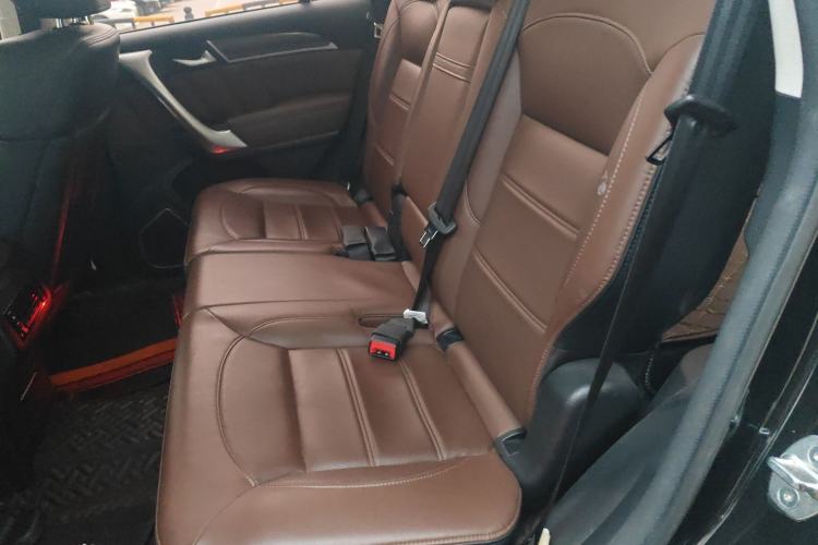 Used Haval H9 2017 2.0T Gasoline 4x4 Luxury 7-Seater Left Rear Seat