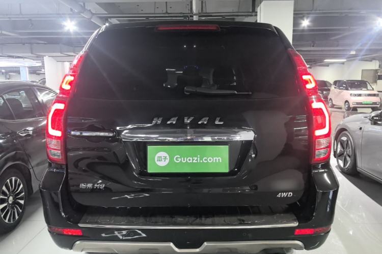 Used Haval H9 2017 2.0T Gasoline 4x4 Luxury 7-Seater Rear