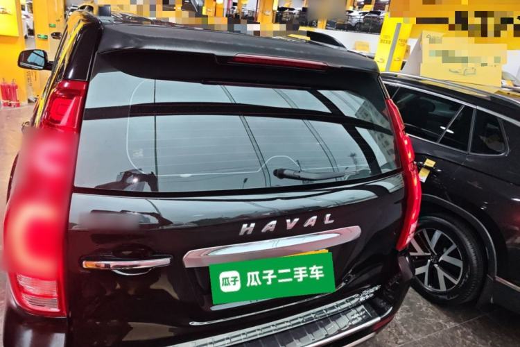 Used Haval H9 2017 2.0T Gasoline 4x4 Luxury 7-Seater Rear