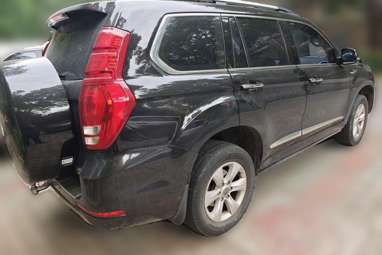 Used Haval H9 2017 2.0T Gasoline 4x4 Prestige Model 7 Seats Rear Right 45 Deg