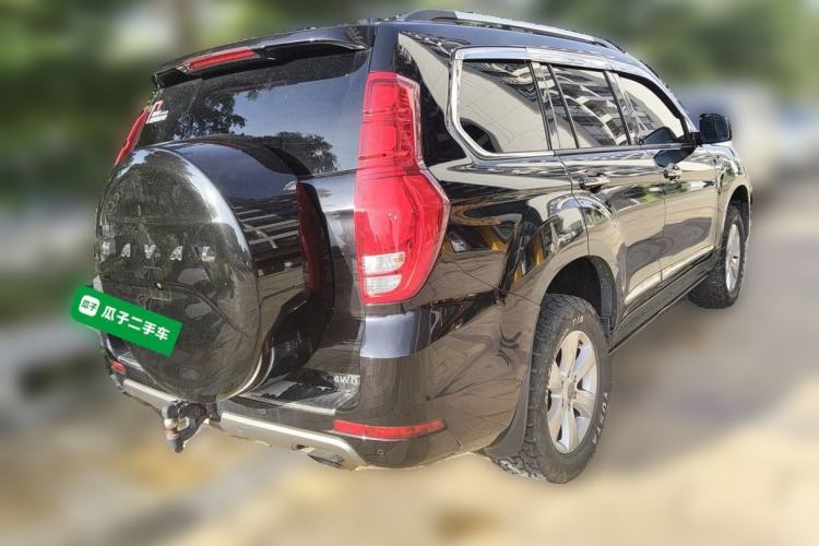 Used Haval H9 2017 2.0T Gasoline 4x4 Premium 5-Seater Rear Right 45 Deg