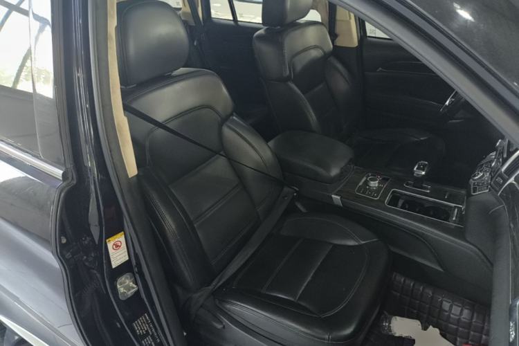 Used Haval H9 2017 2.0T Diesel 4x4 Comfort Edition 5 Seats Right Front Seat