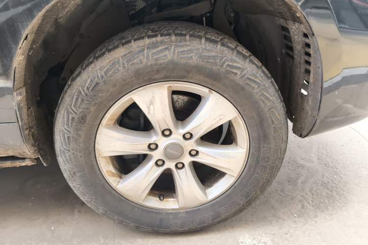 Used Haval H9 2017 2.0T Gasoline 4x4 Luxury 7-Seater Right Front Wheel Hub