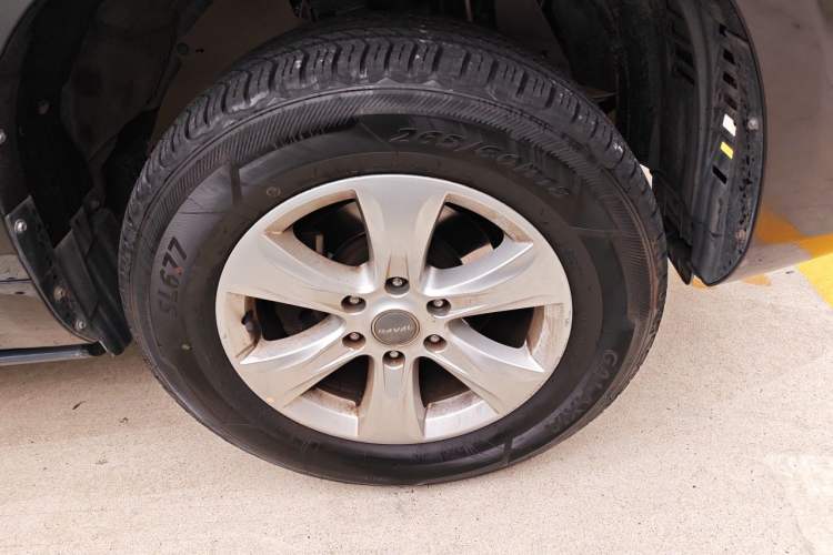 Used Haval H9 2017 2.0T Gasoline 4x4 Premium 5-Seater Right Front Wheel Hub